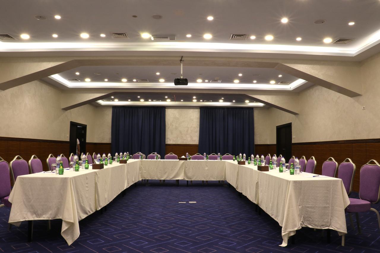 Grand East Hotel - Resort & Spa Dead Sea Sweimeh Экстерьер фото