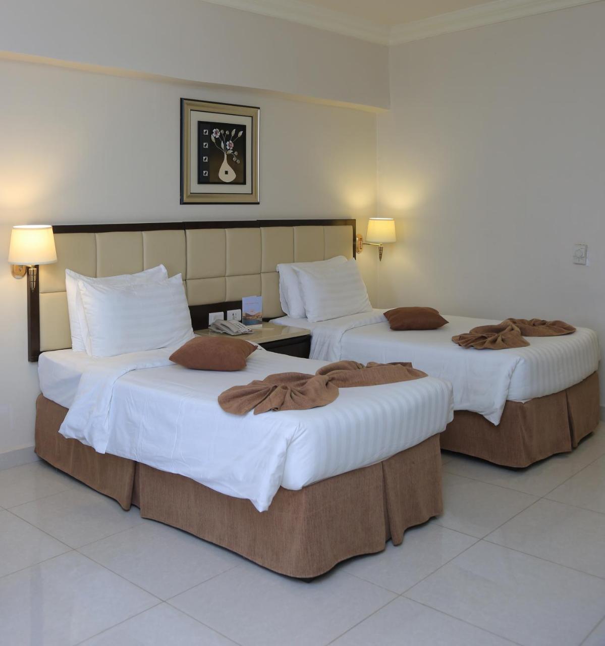 Grand East Hotel - Resort & Spa Dead Sea Sweimeh Номер фото